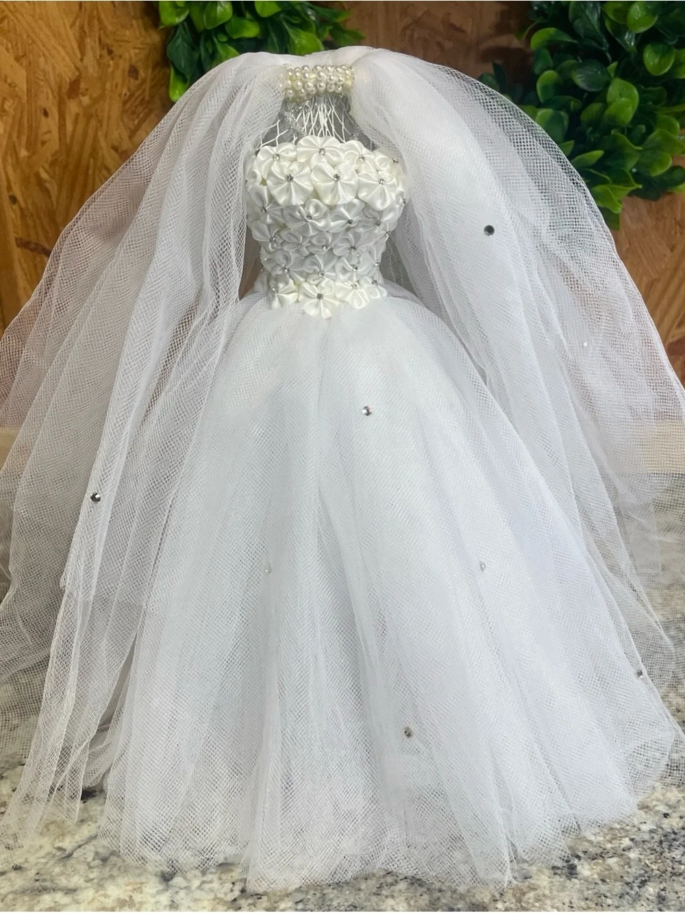 His & Hers White Wedding Gown & Veil on Wire Centerpiece Display Figure